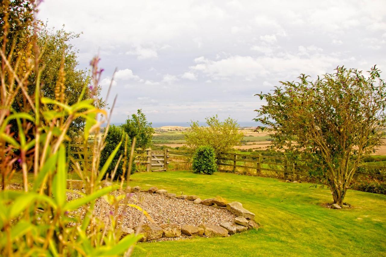 Spangle Cottage, Borrowby Farm Cottages ステイス エクステリア 写真